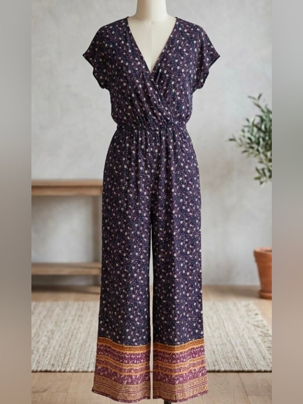Navy Floral Jumpsuit Boho V-Neck Wide Leg Casual Summer Romper Med / Large Read